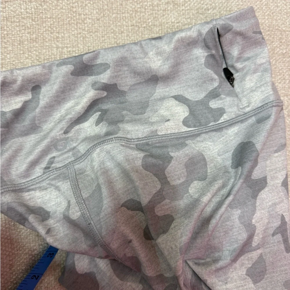GapFit Eclipse leggings for women, size S, grey, with waist pocket